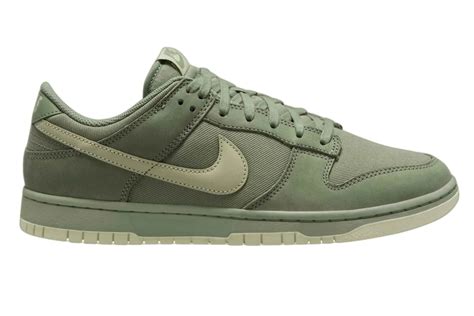 Nike dunk low oil green